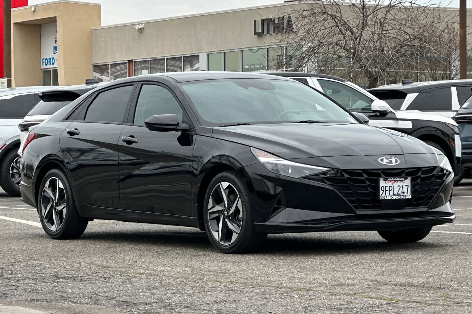 Used 2023 Hyundai Elantra SEL w/ Convenience Package image 10