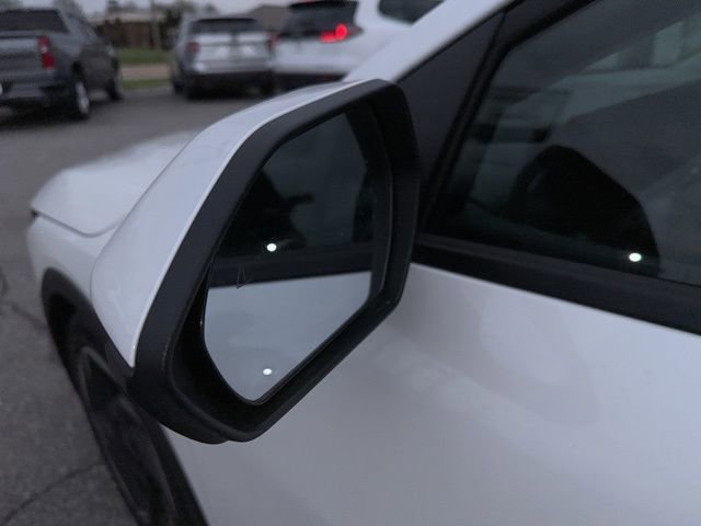 Used 2025 Kia K4 EX image 19