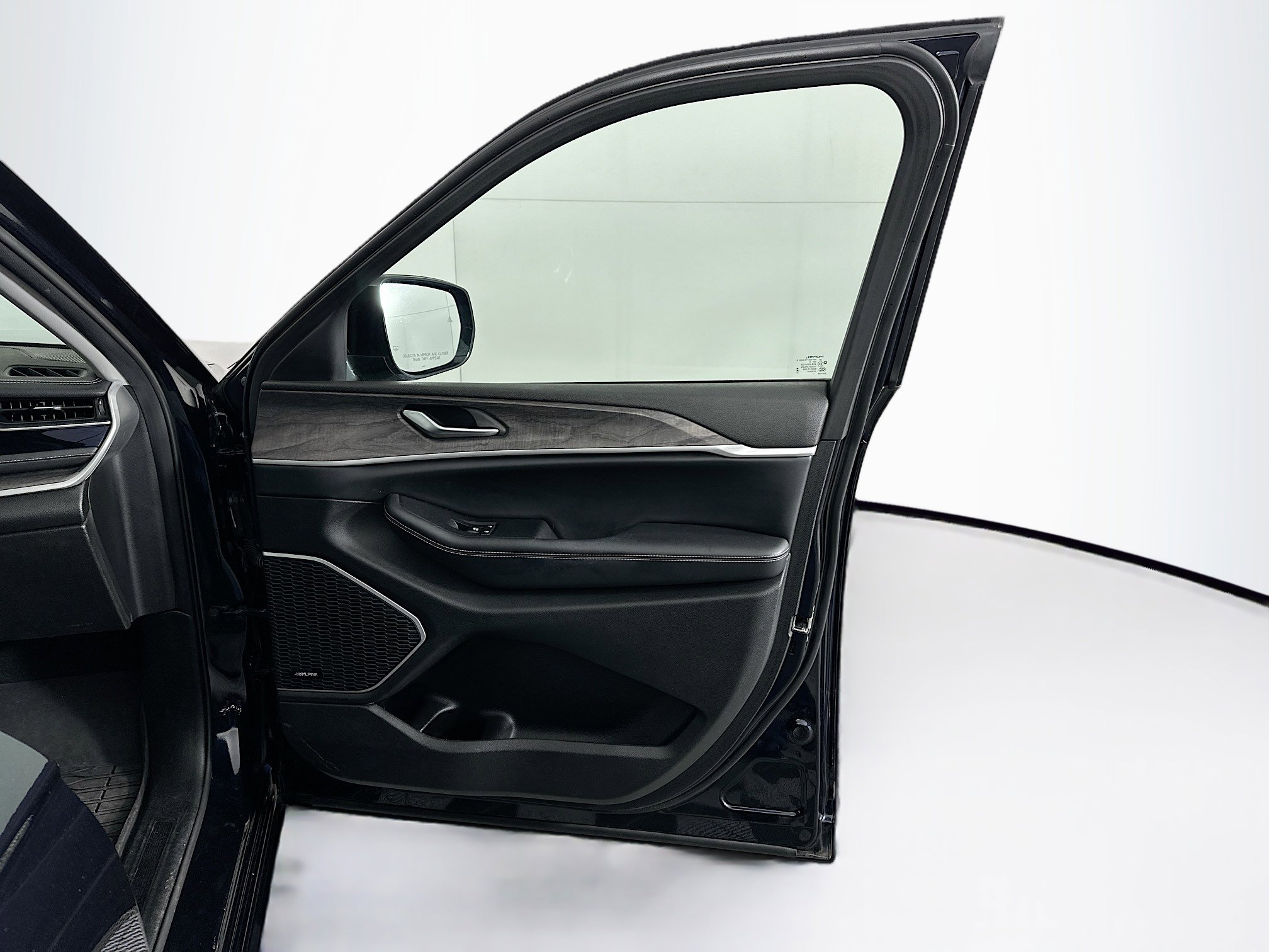 Used 2023 Jeep Grand Cherokee 30th Anniversary image 35