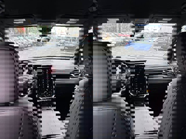 New 2026 GMC Acadia Elevation w/ Elevation Premium Package image 36