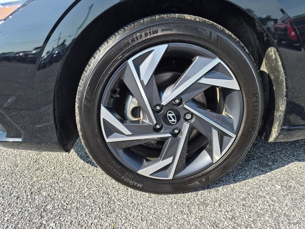 Used 2024 Hyundai Elantra SEL w/ Convenience Package FWD image 21