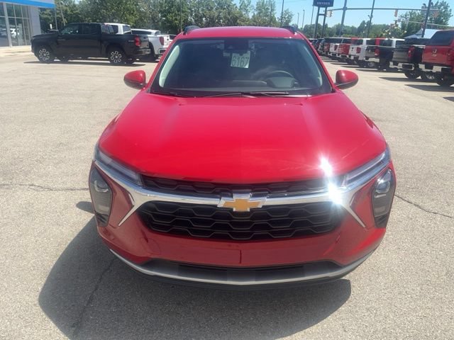New 2026 Chevrolet Trax LT w/ Driver Confidence Package FWD image 8