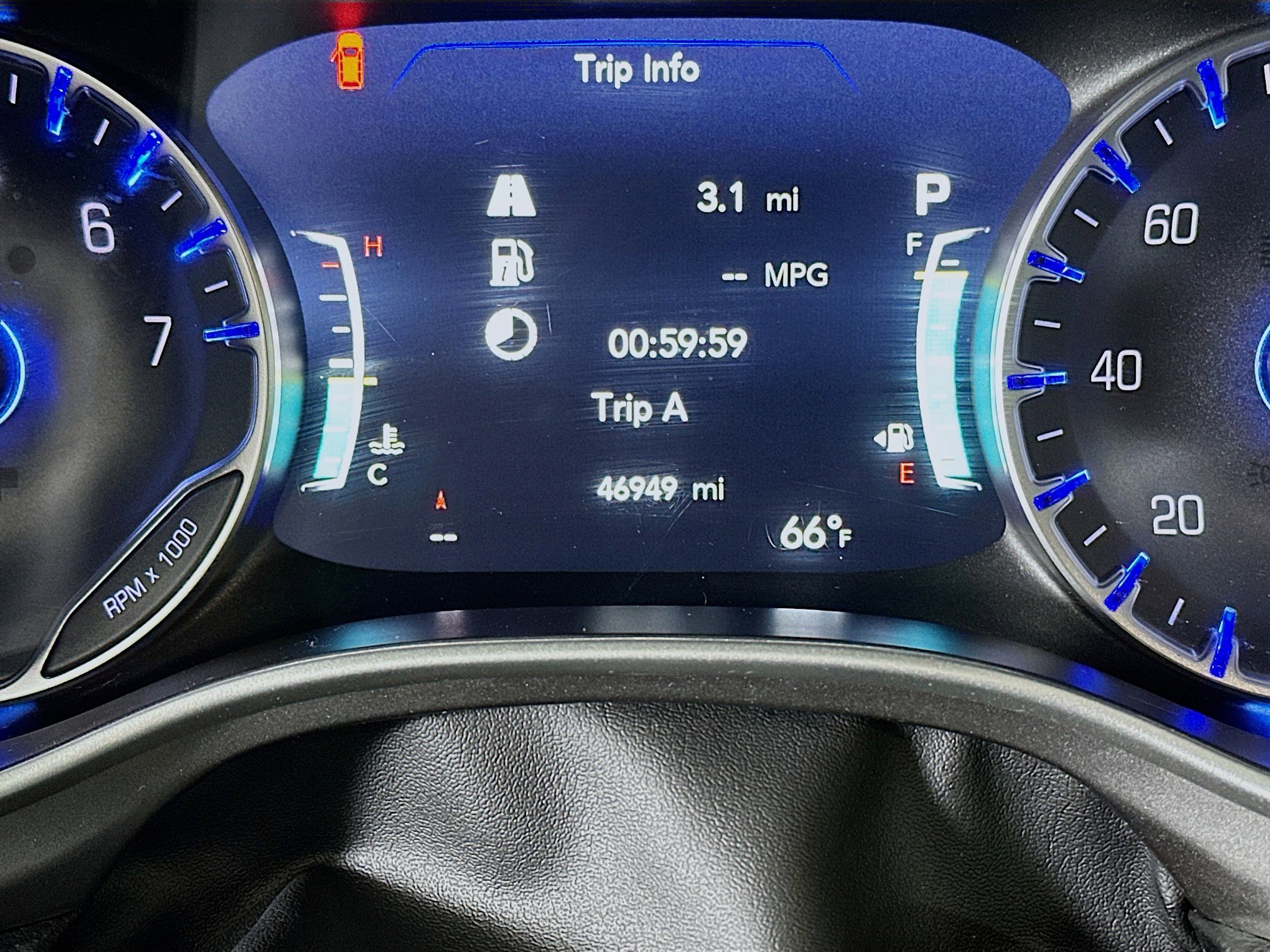 Used 2024 Chrysler Pacifica Touring-L image 19