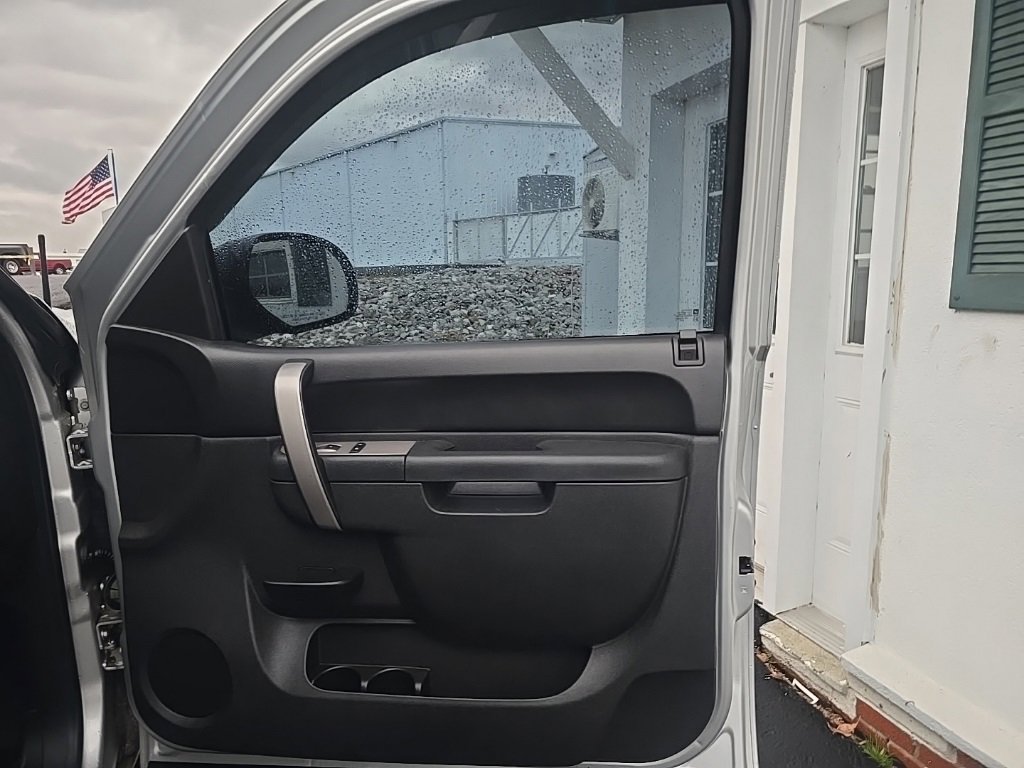 Used 2011 Chevrolet Silverado 1500 LT w/ All-Star Edition image 24