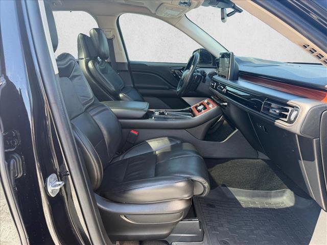 Used 2022 Lincoln Aviator Reserve w/ Equipment Group 201A AWD/4WD image 25