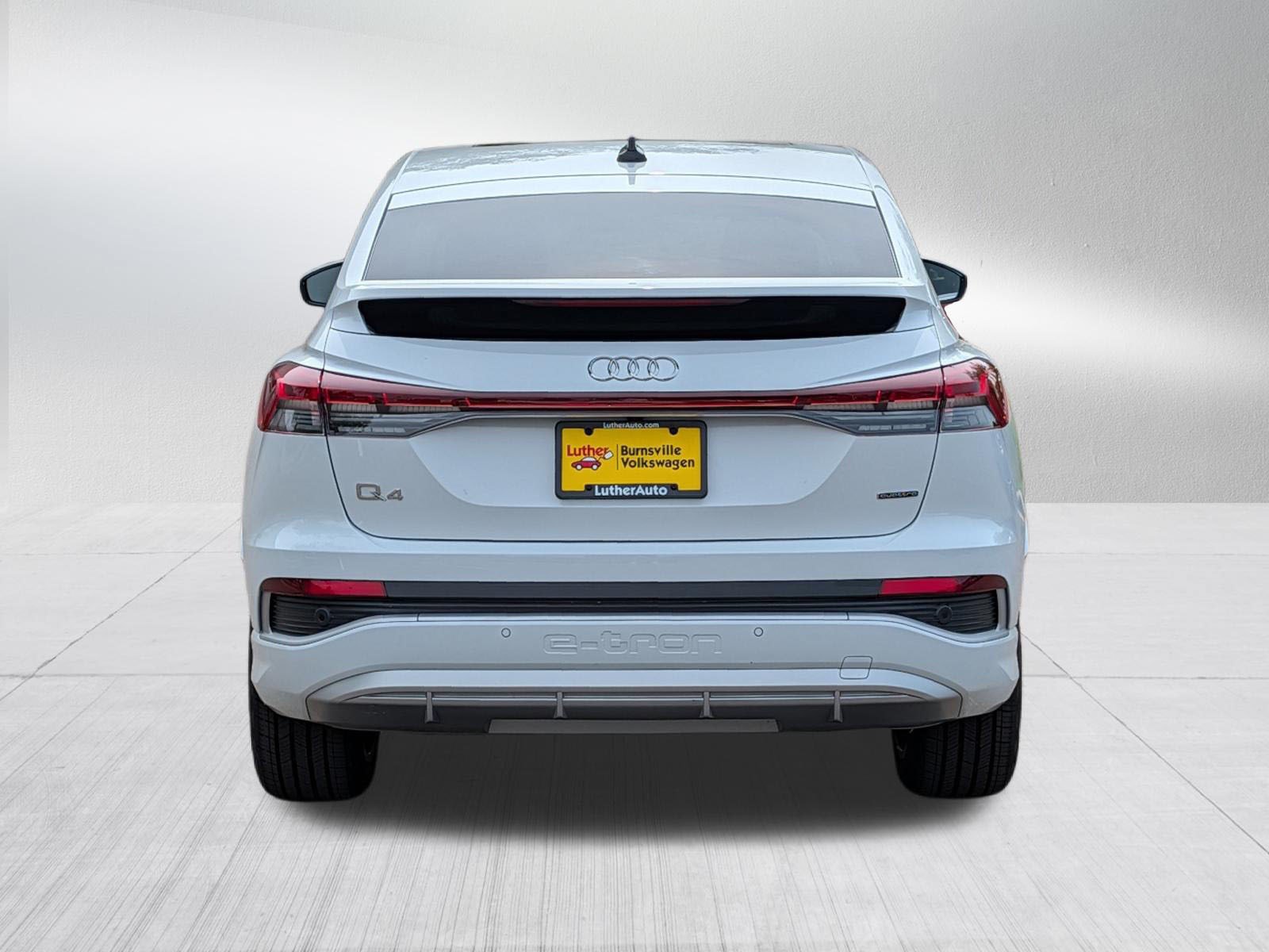 Used 2023 Audi Q4 e-tron Premium Plus w/ Premium Plus AWD/4WD image 6