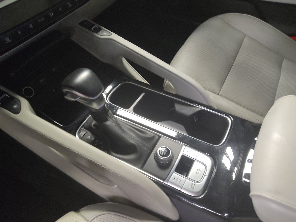 Used 2022 Kia Telluride EX w/ EX Premium Package FWD image 26