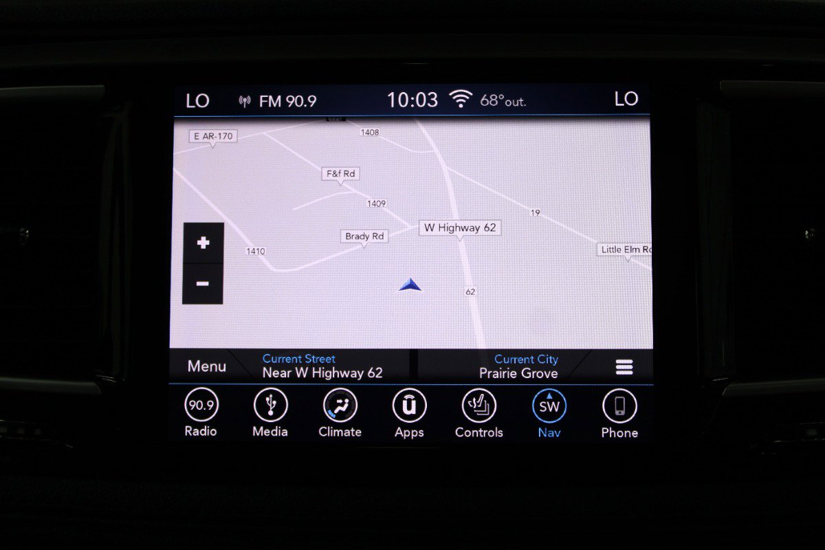 Used 2018 Chrysler Pacifica Limited w/ Advanced Safetytec Group FWD image 28