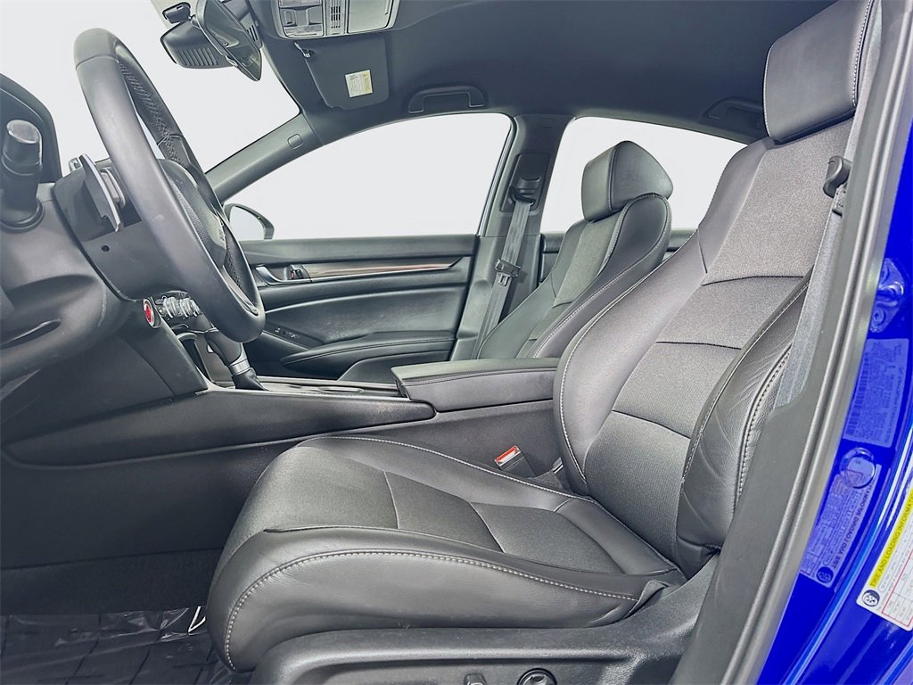 Used 2021 Honda Accord Sport image 12