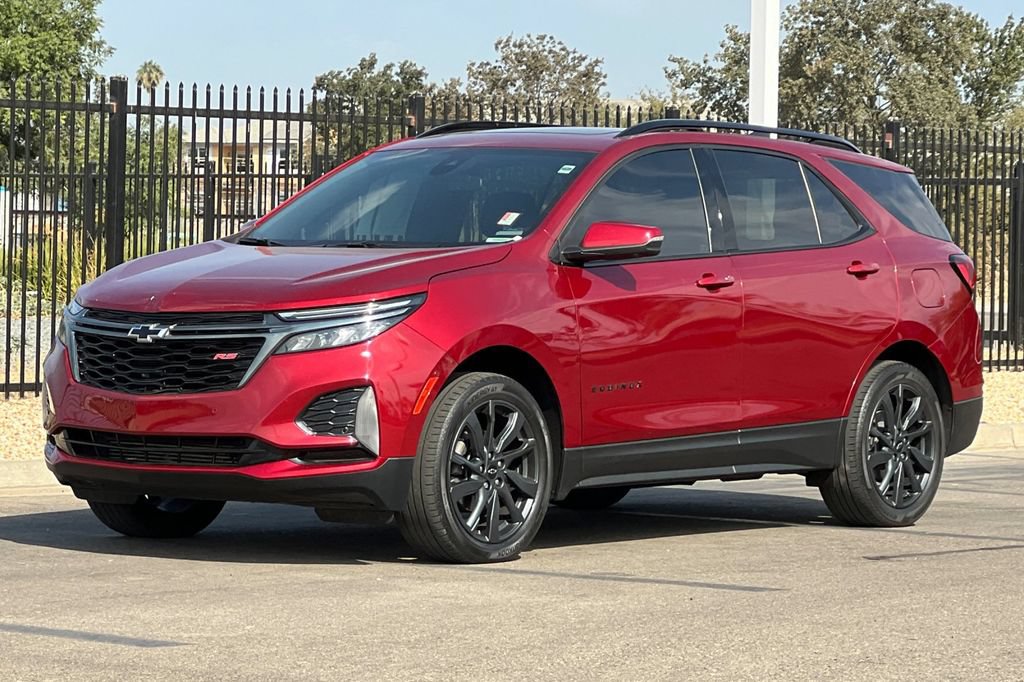 Used 2023 Chevrolet Equinox RS w/ RS Leather Package AWD/4WD image 10