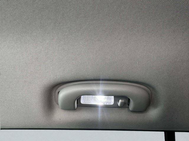 Used 2022 GMC Terrain SLE w/ Driver Convenience Package FWD image 51