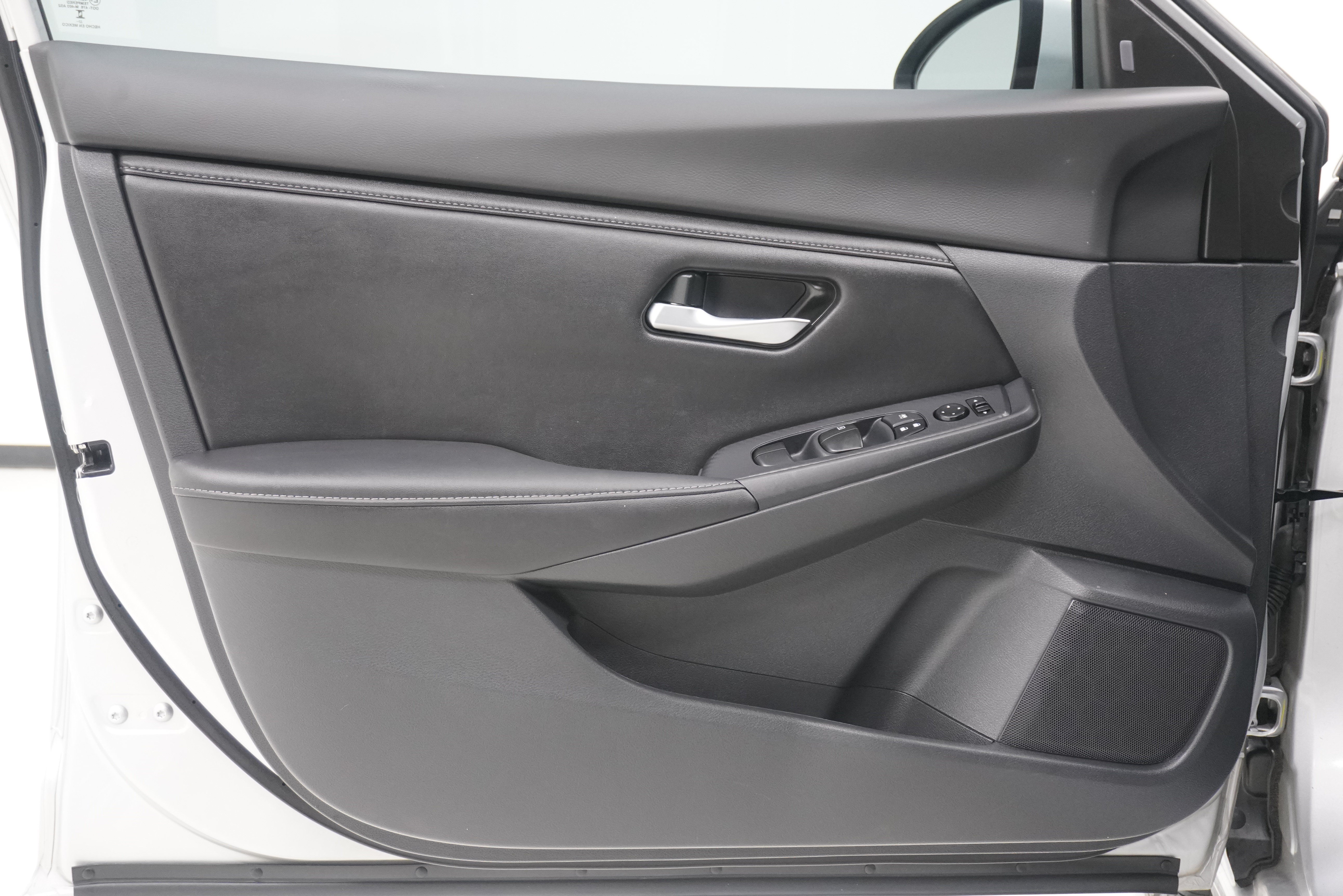 Used 2022 Nissan Sentra SV w/ Trunk Package FWD image 14