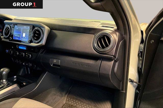 Certified 2023 Toyota Tacoma TRD Off-Road w/ Technology Package AWD/4WD image 19