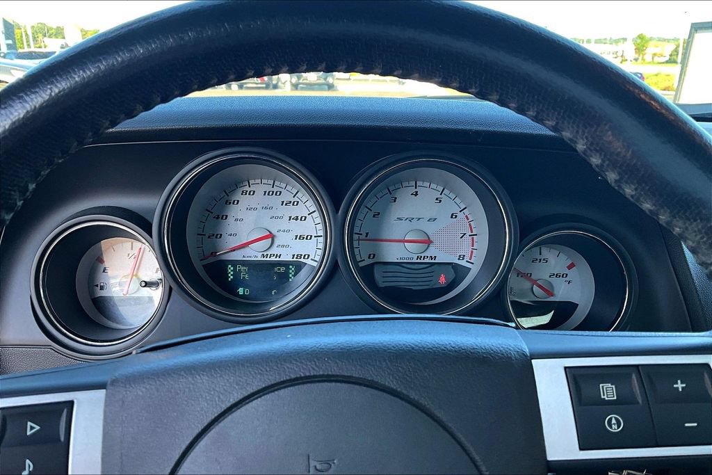 Used 2009 Dodge Challenger SRT8 RWD image 11