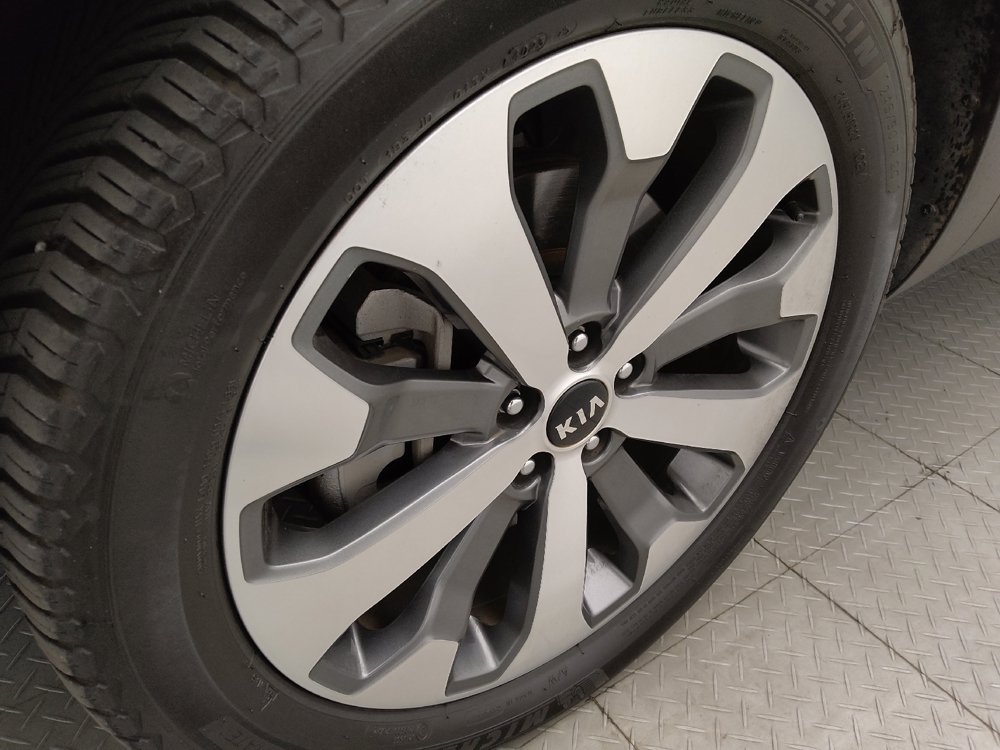 Used 2020 Kia Telluride S w/ S 8 Passenger Seating Package FWD image 31