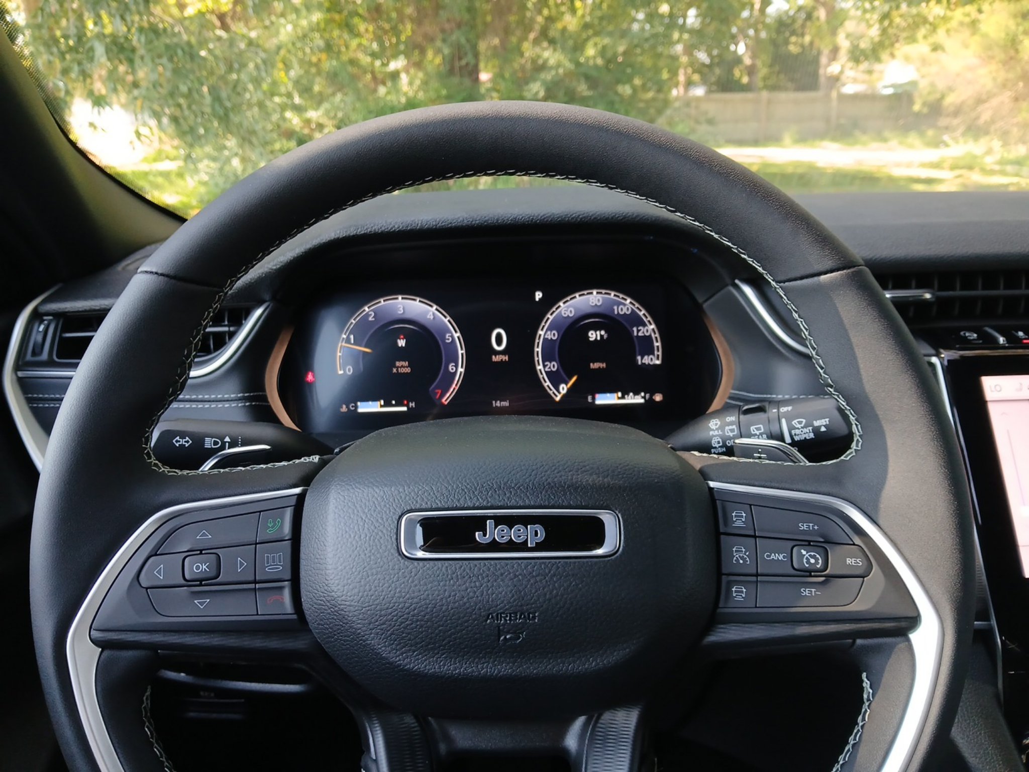 New 2027 Jeep Grand Cherokee Laredo X RWD image 39