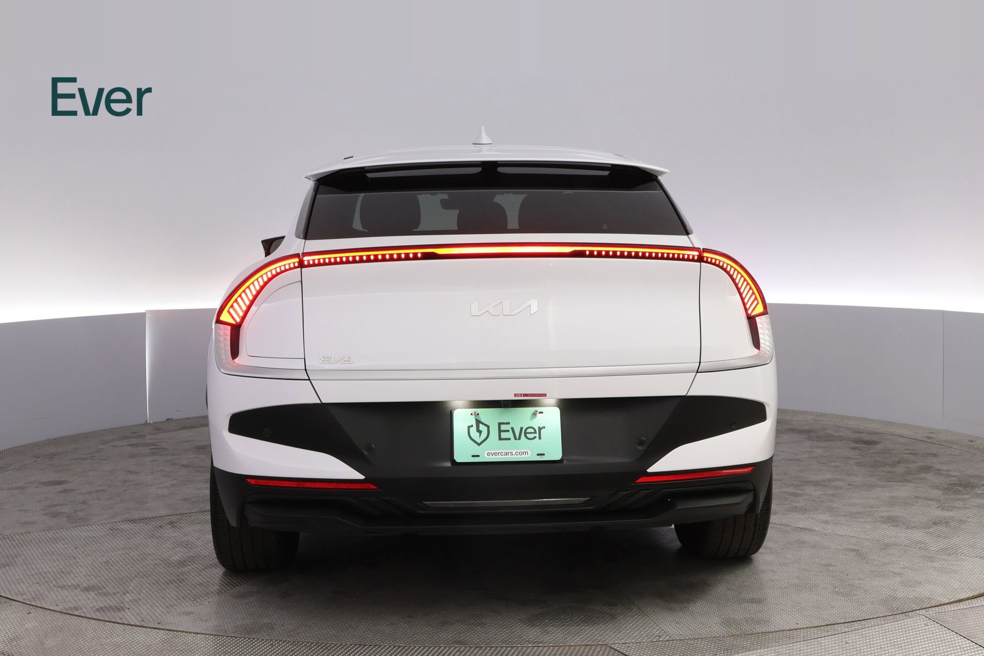 Used 2025 Kia EV6 Light w/ Light LR Technology Package RWD image 15