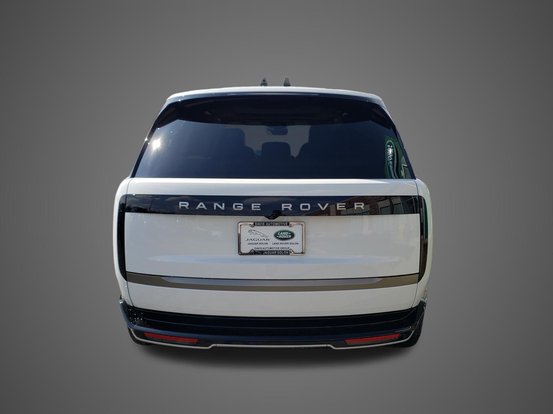 New 2026 Land Rover Range Rover SE image 6