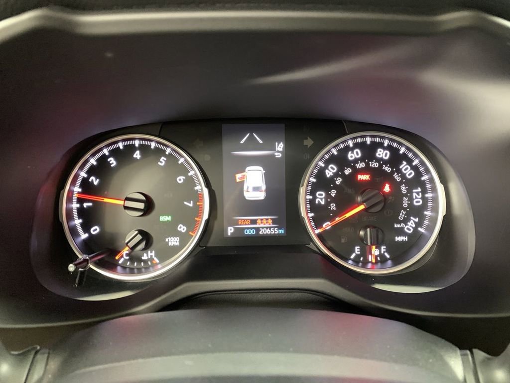 Used 2020 Toyota RAV4 XLE w/ All Weather Liner Package AWD/4WD image 13