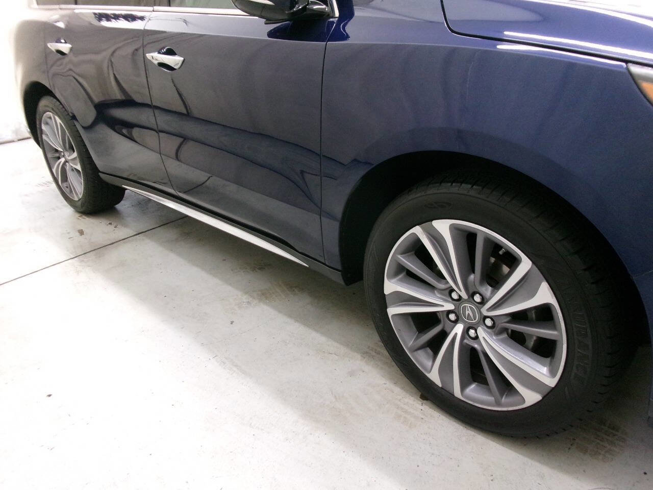 Used 2018 Acura MDX SH-AWD w/ Technology Package image 9