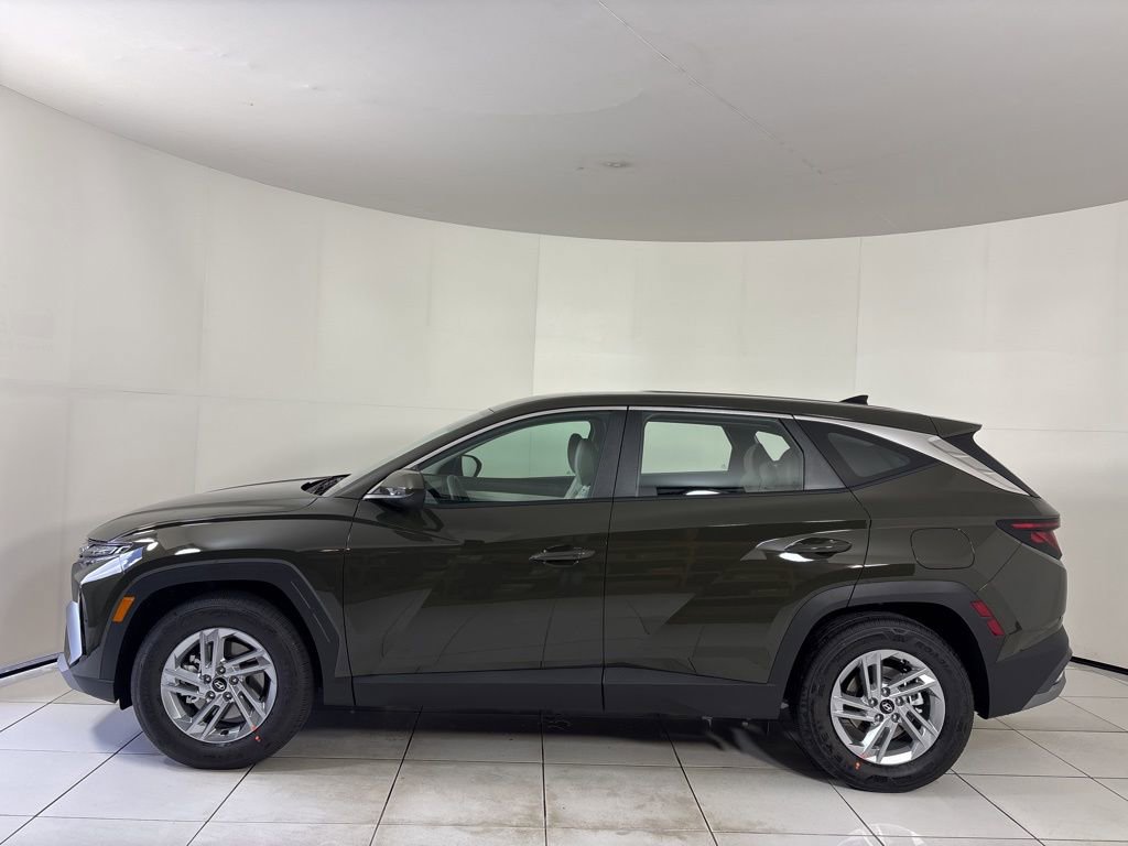 New 2026 Hyundai Tucson SE FWD image 2