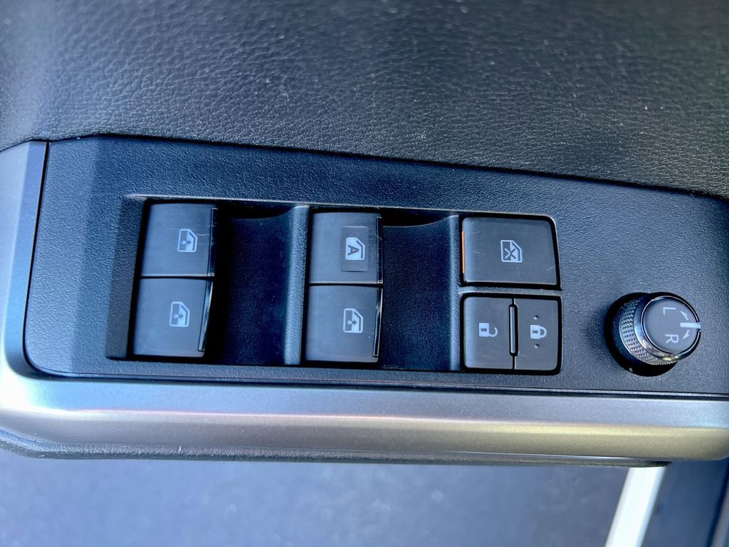 Used 2022 Toyota Tacoma SR5 image 19