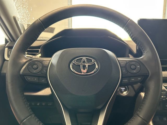 Used 2023 Toyota RAV4 Limited AWD/4WD image 11