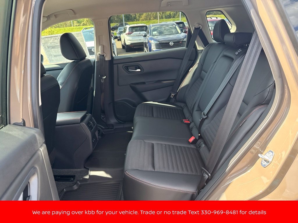New 2027 Nissan Rogue SV w/ Rock Creek Premium Package AWD/4WD image 39