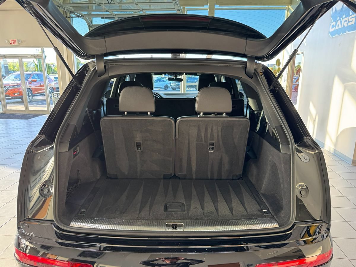 Used 2018 Audi Q7 3.0T Premium AWD/4WD image 54