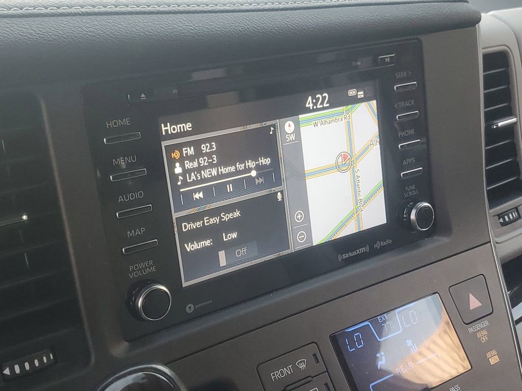 Used 2019 Toyota Sienna XLE image 27