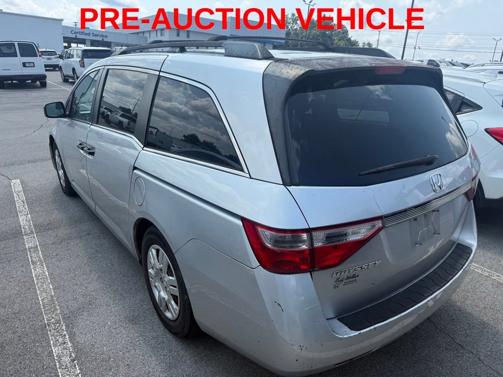 Used 2011 Honda Odyssey LX image 3