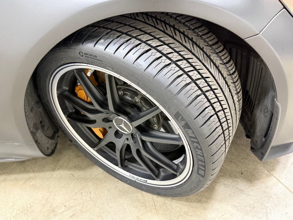 Used 2020 Mercedes-Benz AMG GT R image 21