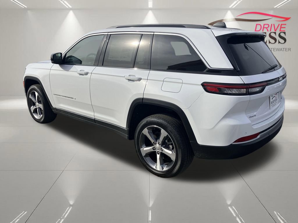 New 2026 Jeep Grand Cherokee Limited AWD/4WD image 22