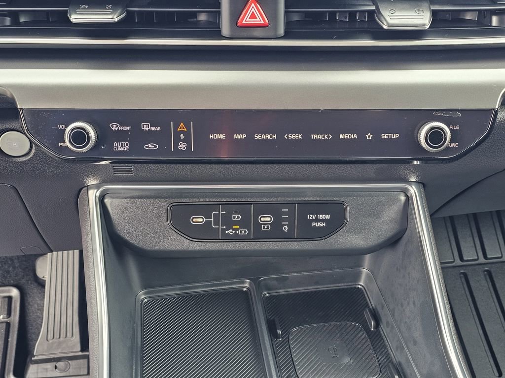 Certified 2026 Kia Carnival SX w/ SX Dark Edition Package image 28