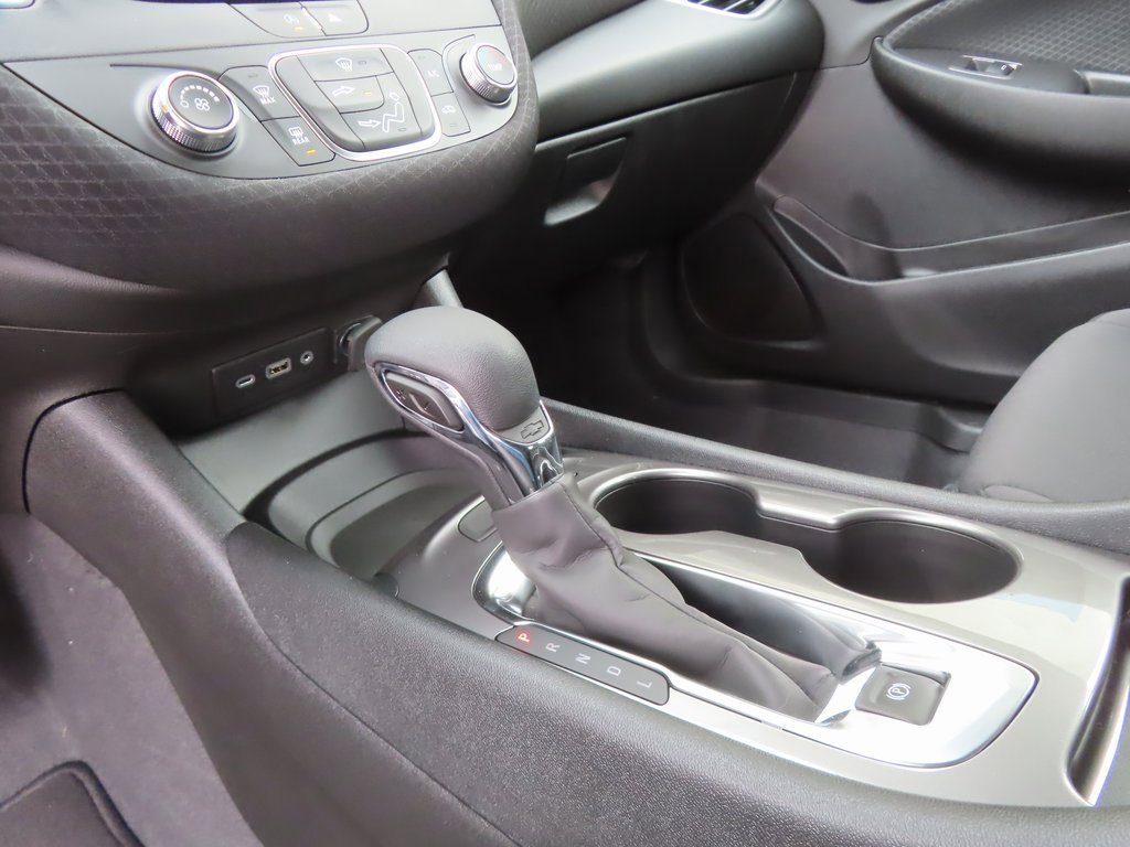 New 2025 Chevrolet Malibu LS image 6