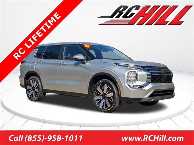 New 2025 Mitsubishi Outlander SE