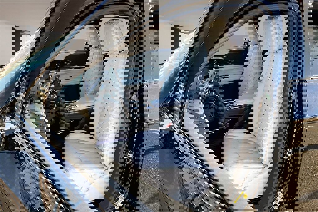 New 2026 Cadillac Lyriq Sport image 9