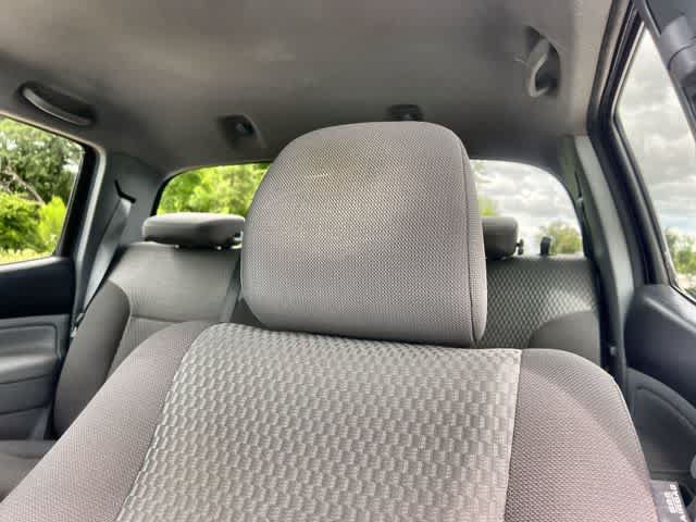 Used 2015 Toyota Tacoma PreRunner w/ SR5 Package RWD image 25