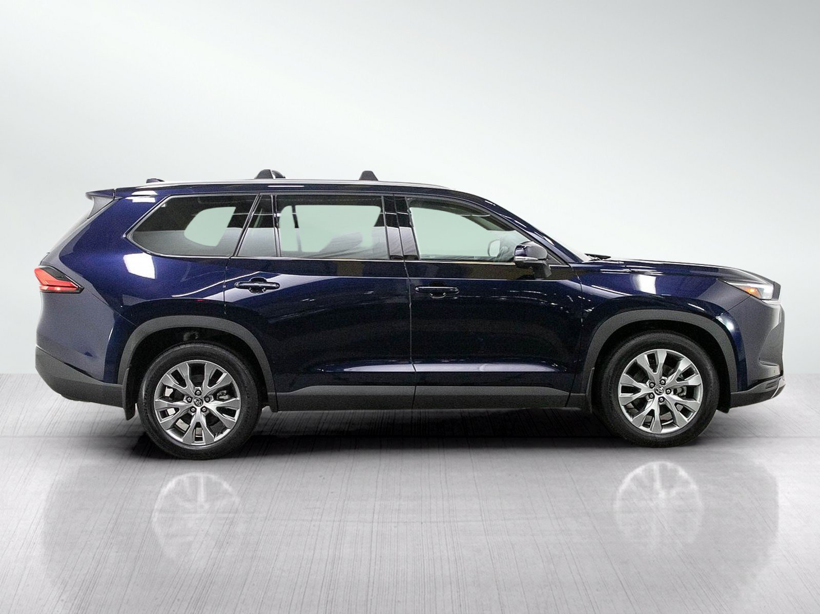 Used 2024 Toyota Grand Highlander AWD image 6