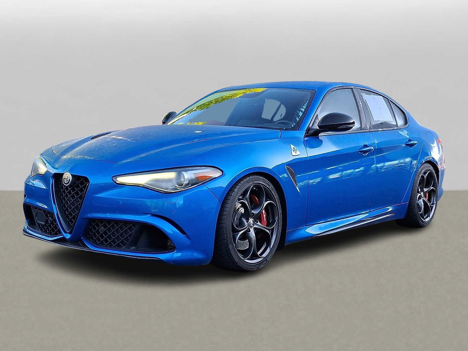 Used 2023 Alfa Romeo Giulia Quadrifoglio w/ Active Assist Plus Package RWD image 1