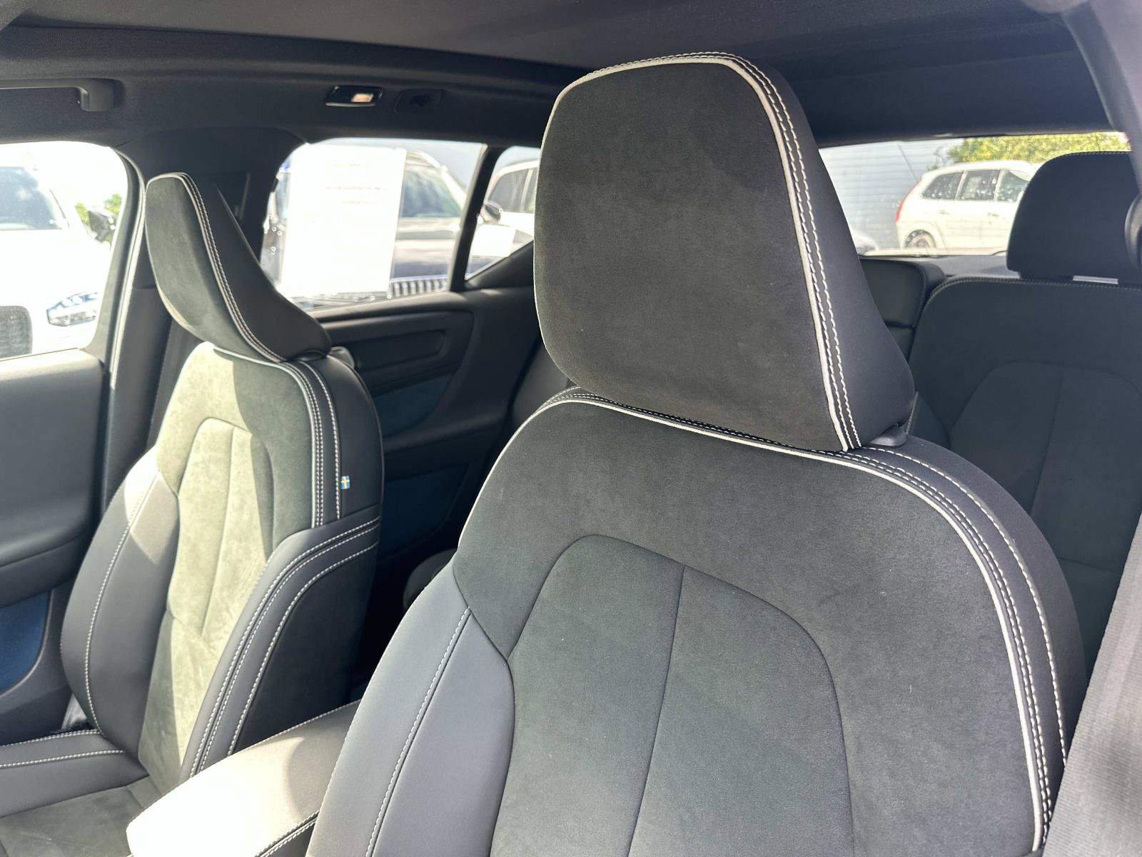 Certified 2023 Volvo XC40 Recharge Plus image 19