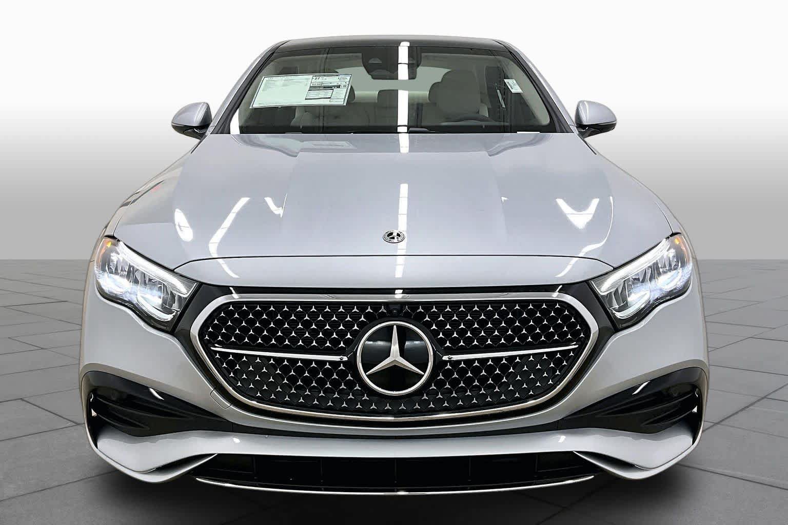 New 2026 Mercedes-Benz E 350 4MATIC Sedan image 3
