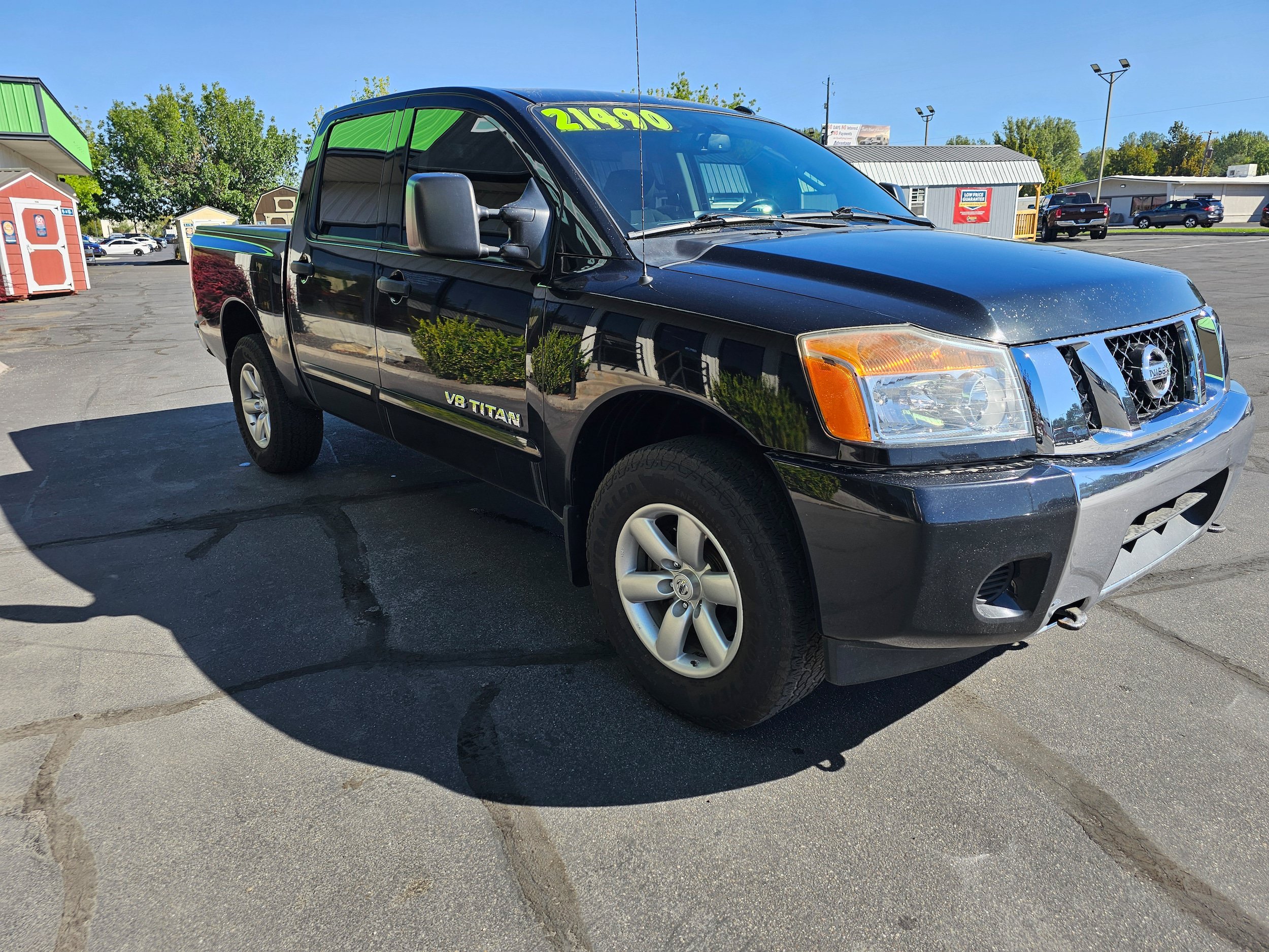 Used 2015 Nissan Titan PRO-4X AWD/4WD image 4