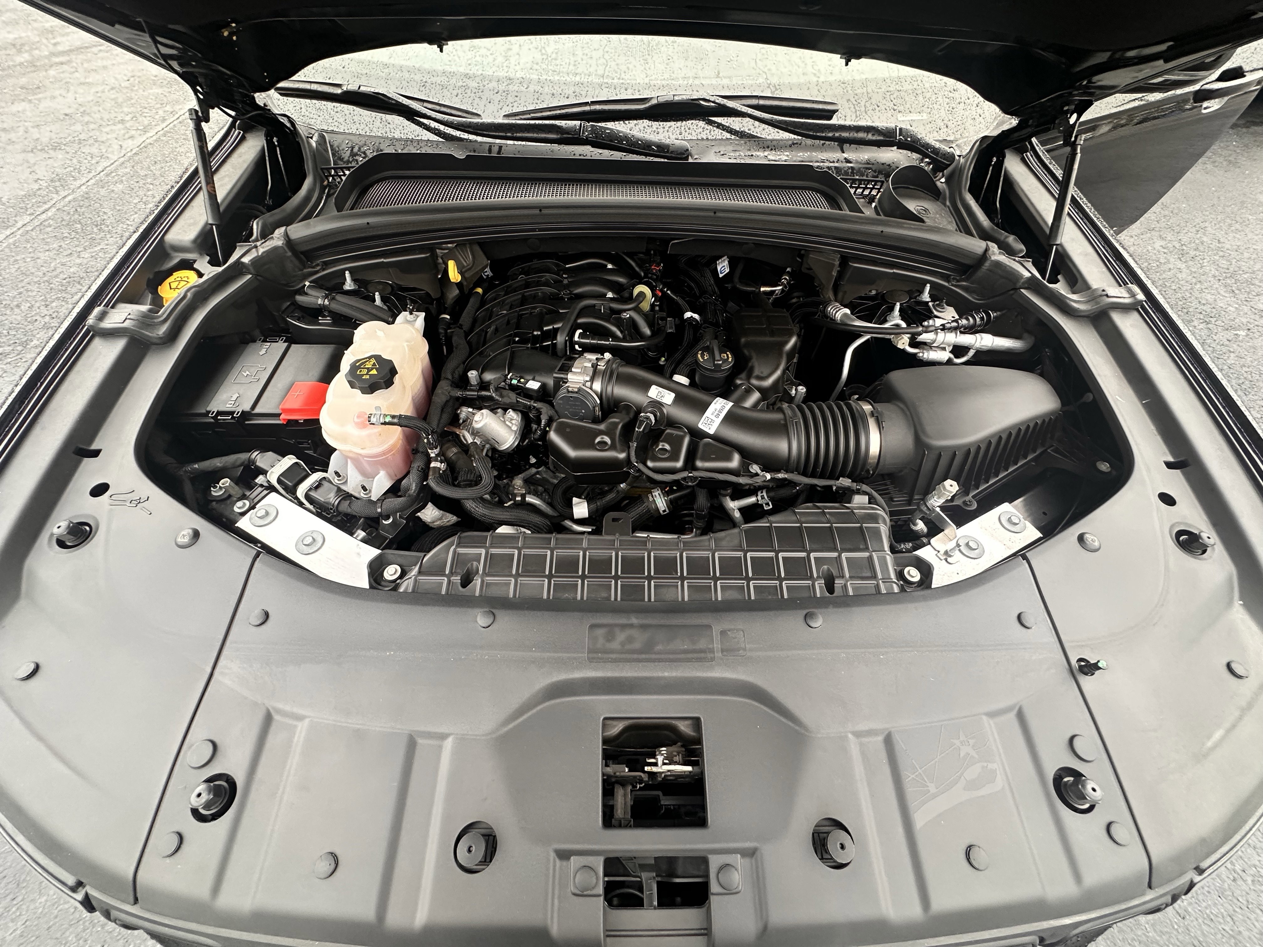 Used 2023 Jeep Grand Cherokee Limited w/ Luxury Tech Group II image 30