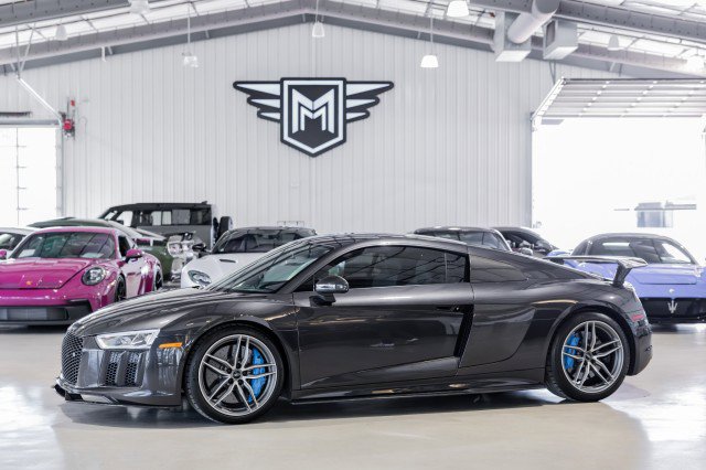 Used 2017 Audi R8 V10 plus