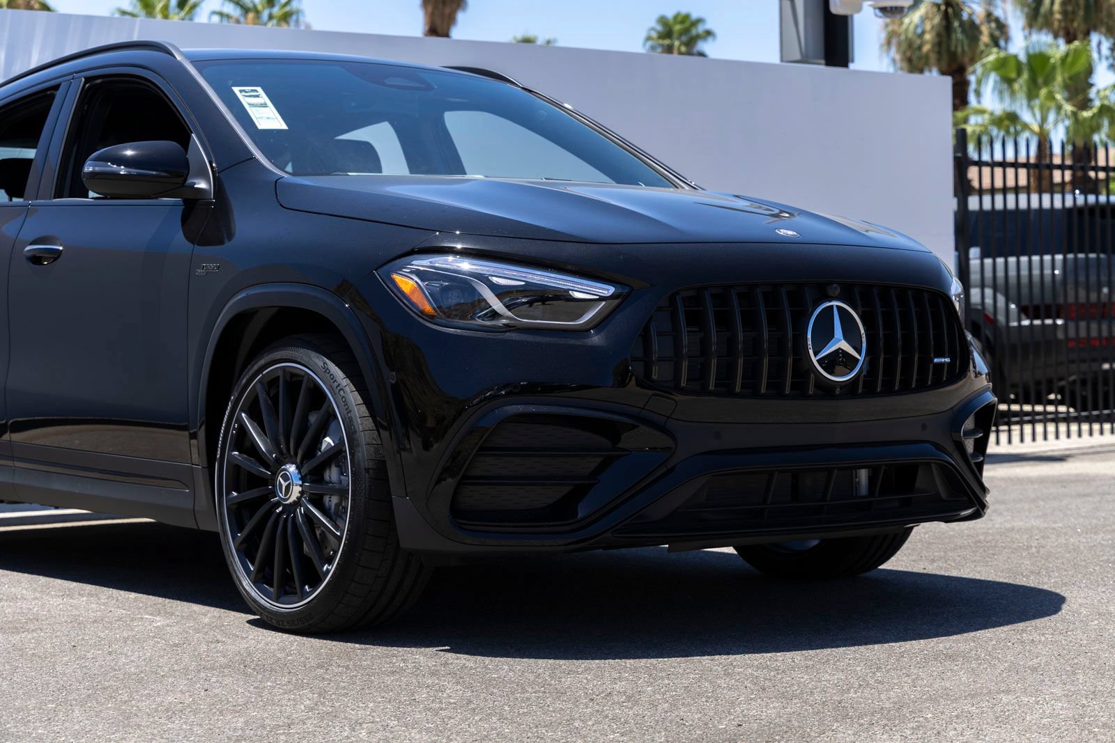New 2026 Mercedes-Benz GLA 35 AMG 4MATIC image 3