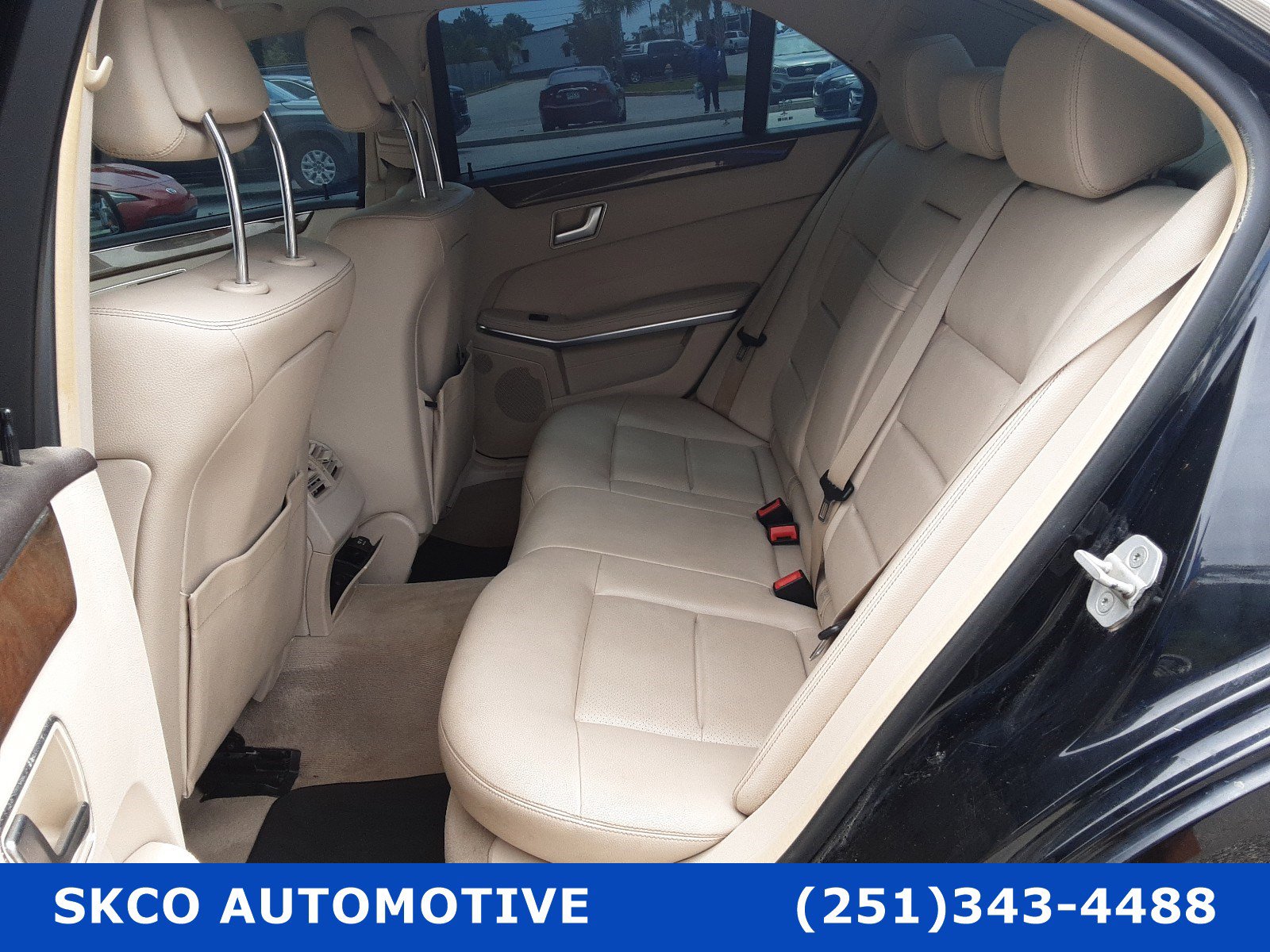 Used 2014 Mercedes-Benz E 350 4MATIC Sedan image 14