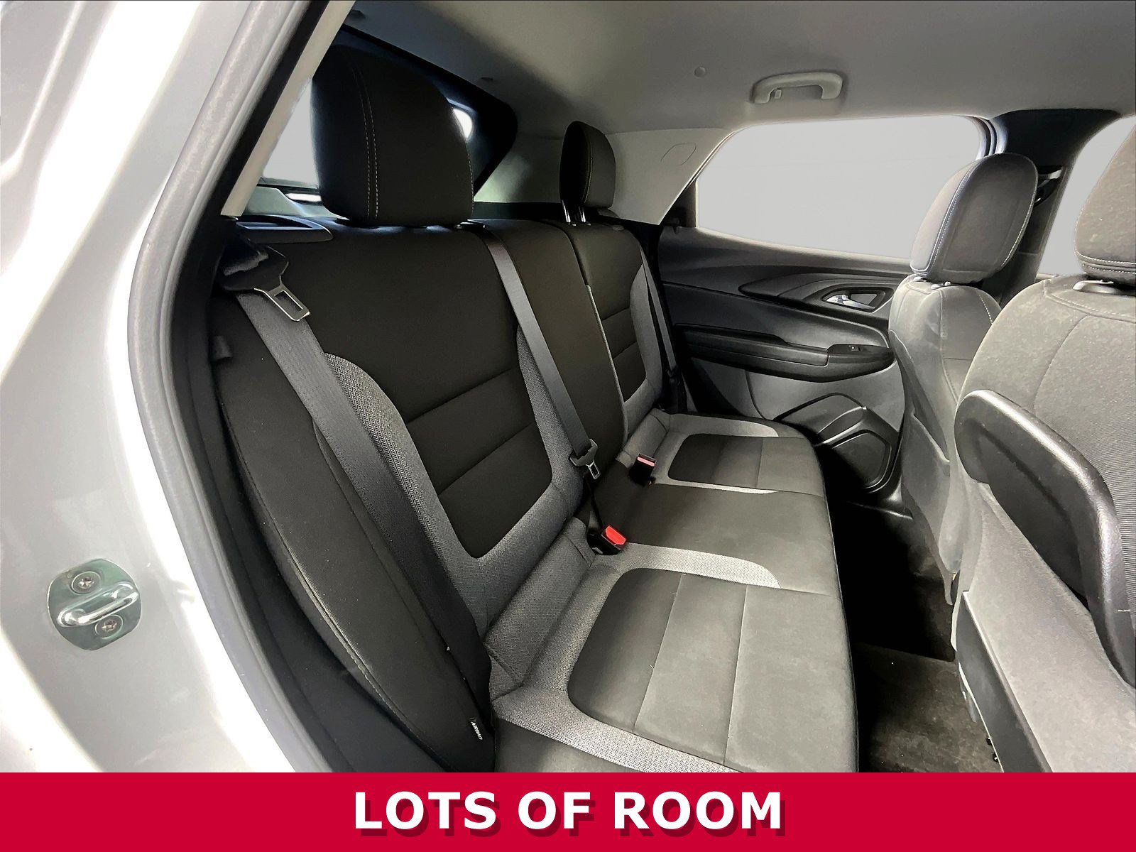 Used 2023 Chevrolet TrailBlazer LT w/ Convenience Package AWD/4WD image 23