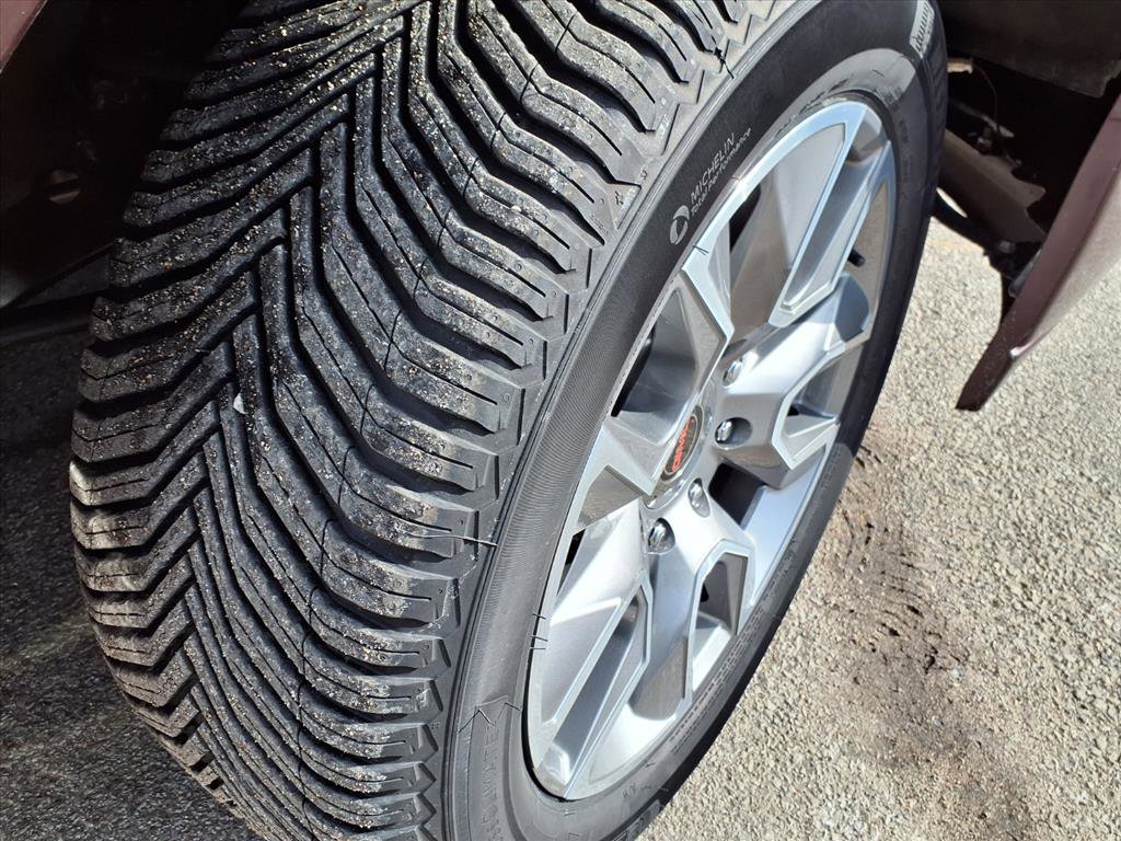 New 2026 GMC Savana 2500 Extended w/ Driver Convenience Package image 33