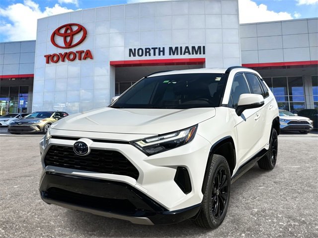 Used 2022 Toyota RAV4 SE w/ SE Grade Weather Package video 2